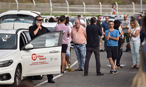 huelga de taxistas en Bilbao La huelga de taxistas paraliza grandes ciudades de España